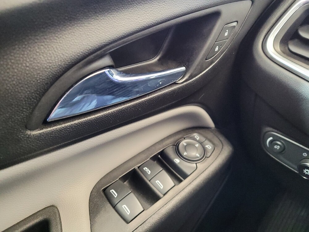 2022 Chevrolet Equinox in Miamisburg, OH 45342 - 18107689 27