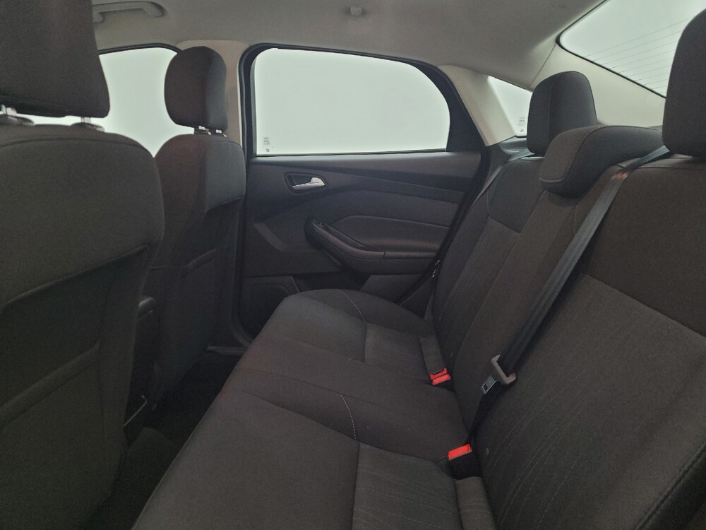 2016 Ford Focus in Cincinnati, OH 45255 - 18107702 18