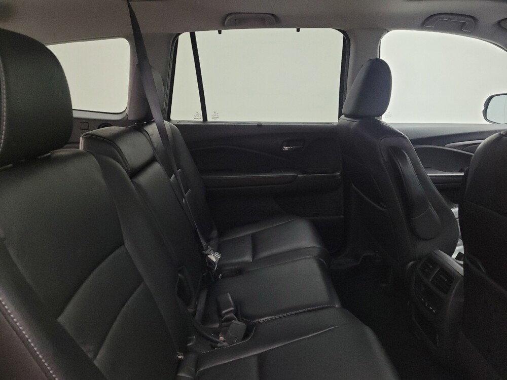 2020 Honda Pilot in Maple Heights, OH 44137 - 18107703 19