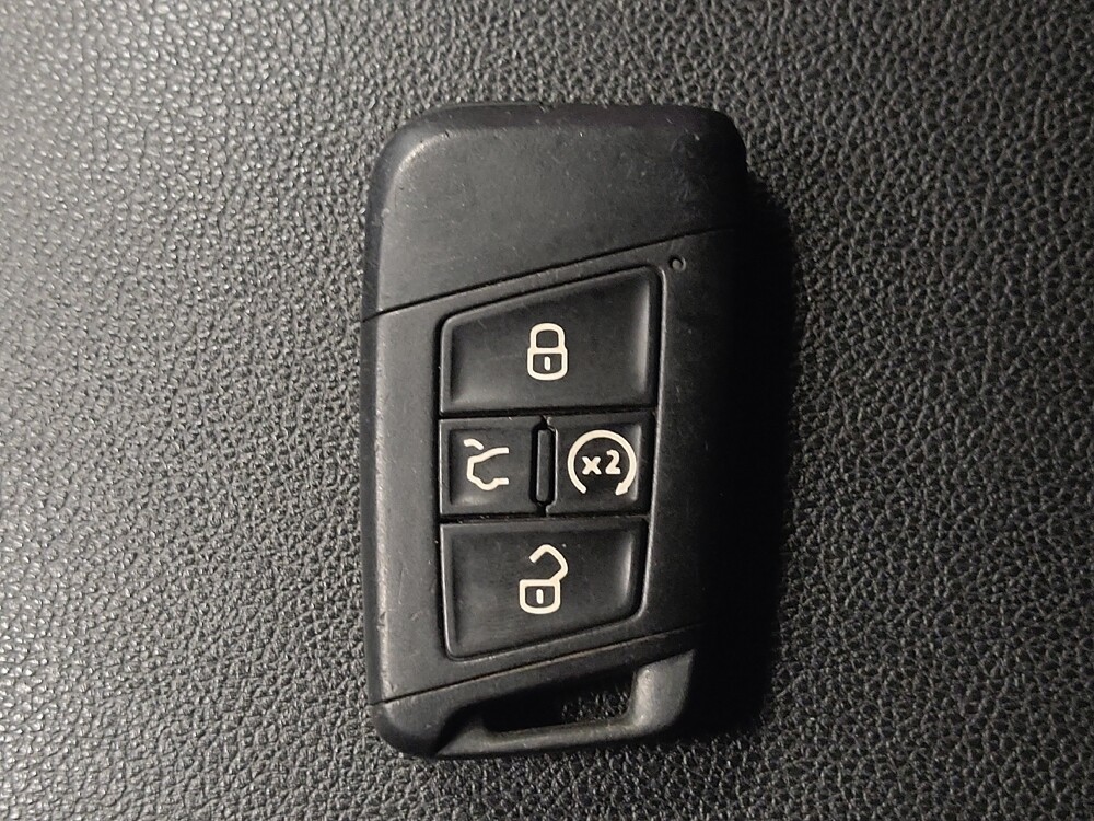 2020 Volkswagen Atlas in Live Oak, TX 78233 - 18107706 32