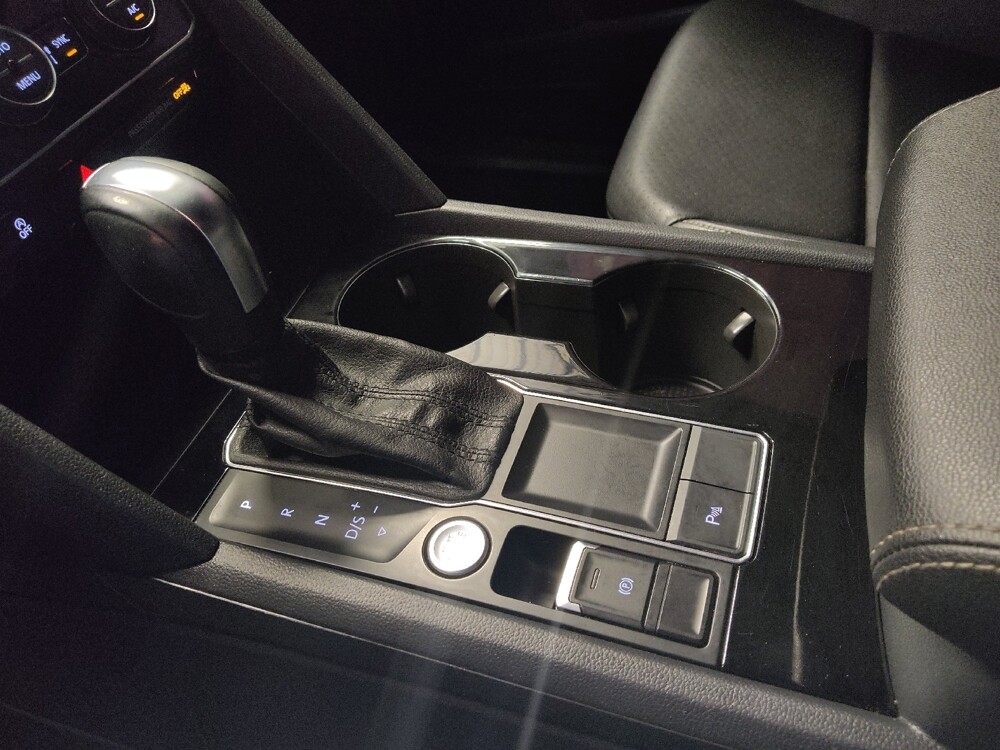 2020 Volkswagen Atlas in Live Oak, TX 78233 - 18107706 26