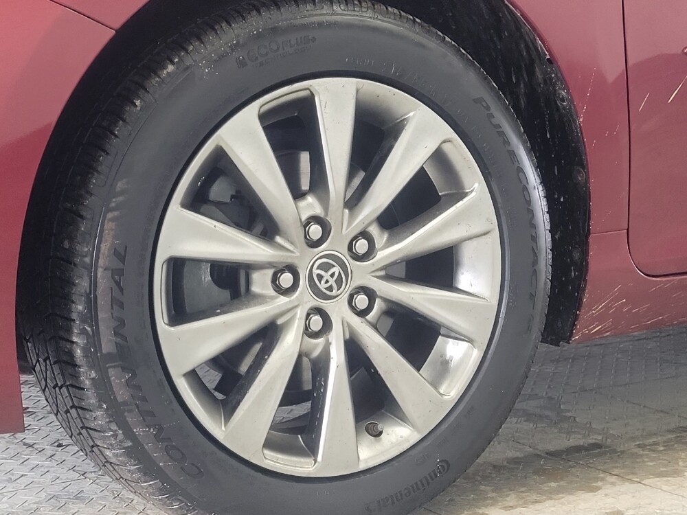 2015 Toyota Camry in Huntsville, AL 35816 - 18107716 31