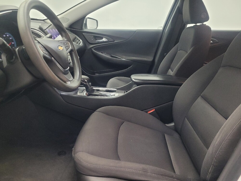 2022 Chevrolet Malibu in Huntsville, AL 35816 - 18107717 17