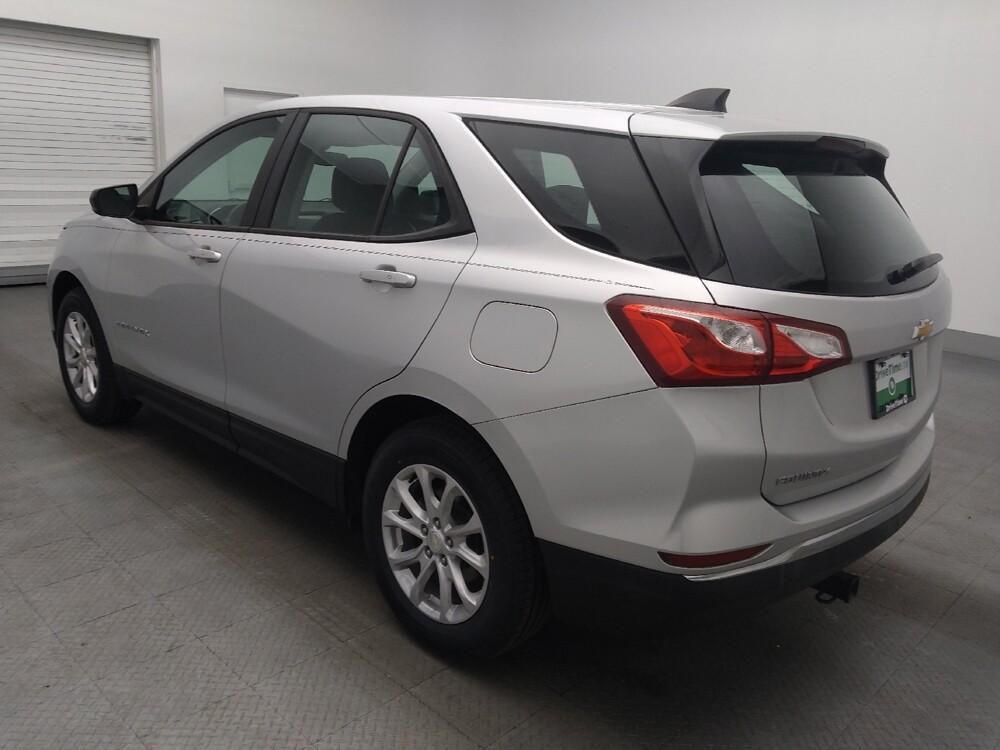 2018 Chevrolet Equinox in Marietta, GA 30062 - 18107732 5
