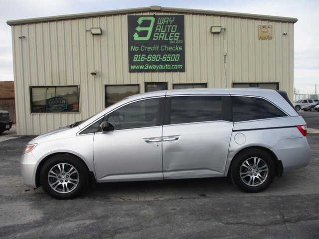 2013 Honda Odyssey in Oak Grove, MO 64075 - 18107739 8
