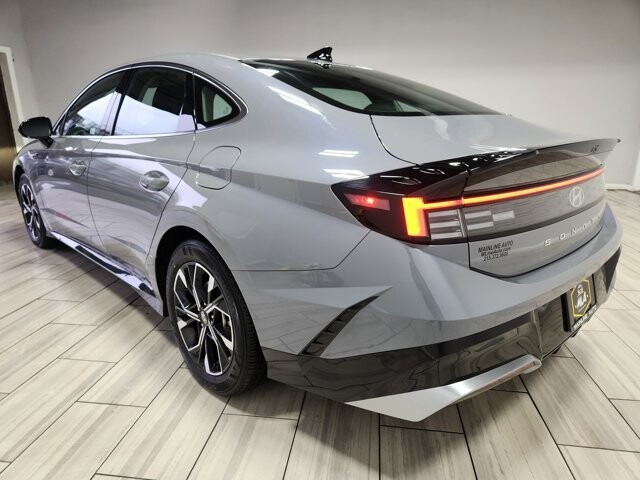 2025 Hyundai Sonata in Cinnaminson, NJ 08077 - 18107745 3