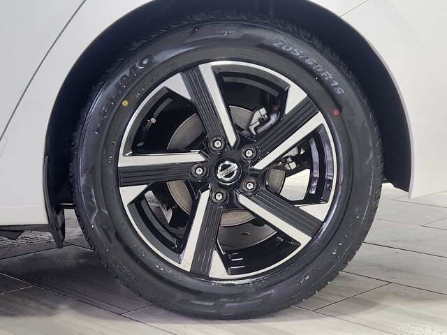 2024 Nissan Sentra in Cinnaminson, NJ 08077 - 18107747 9