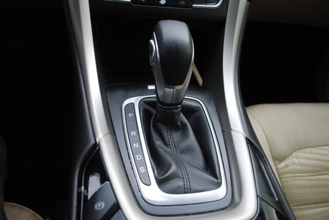 2016 Ford Fusion in Birmingham, AL 35215 - 18107748 20