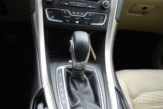 2016 Ford Fusion in Birmingham, AL 35215 - 18107748 21