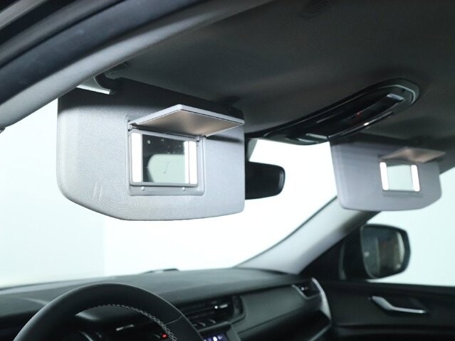 2024 Jeep Grand Cherokee L in Bedford, OH 44146 - 18107749 20