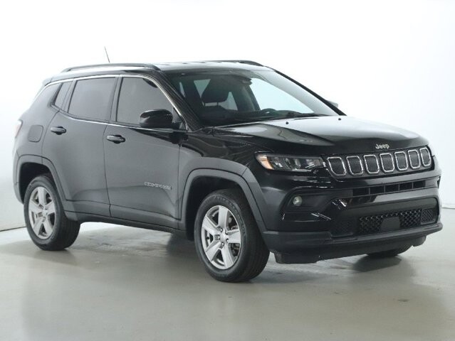 2022 Jeep Compass in Bedford, OH 44146 - 18107752 7