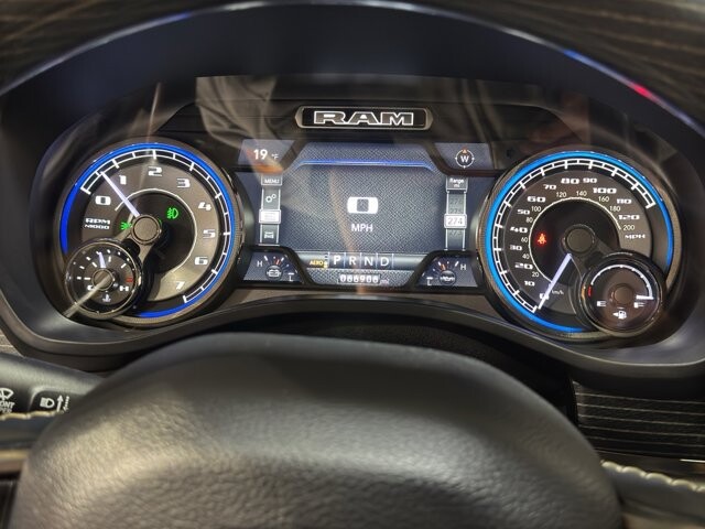 2021 RAM 1500 in Burlington, WI 53105 - 18107766 32