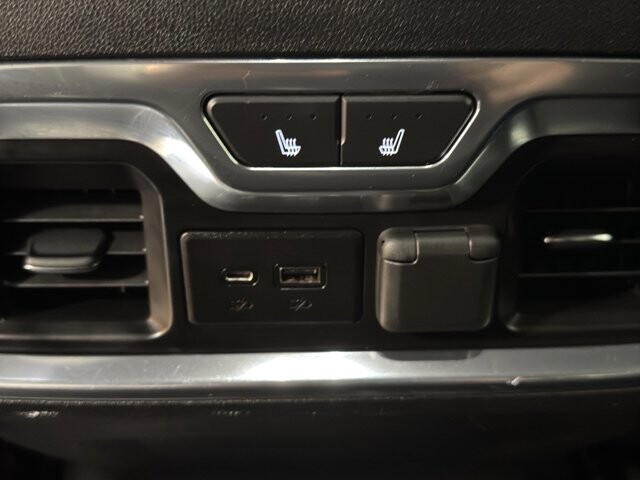 2019 Chevrolet Silverado 1500 in Burlington, WI 53105 - 18107768 14