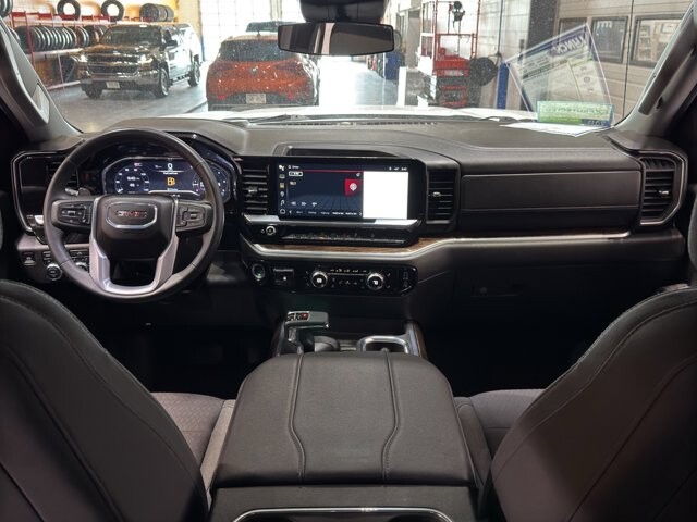2025 GMC Sierra 1500 in Burlington, WI 53105 - 18107771 16