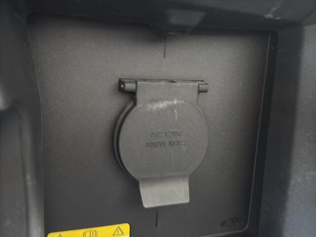 2023 Ford F150 in Burlington, WI 53105 - 18107772 23