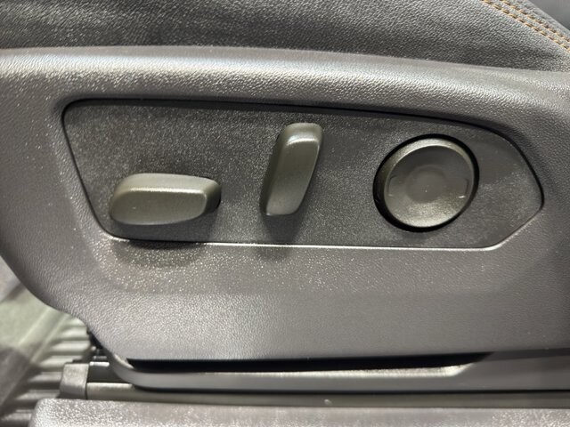 2025 GMC Sierra 1500 in Burlington, WI 53105 - 18107773 19