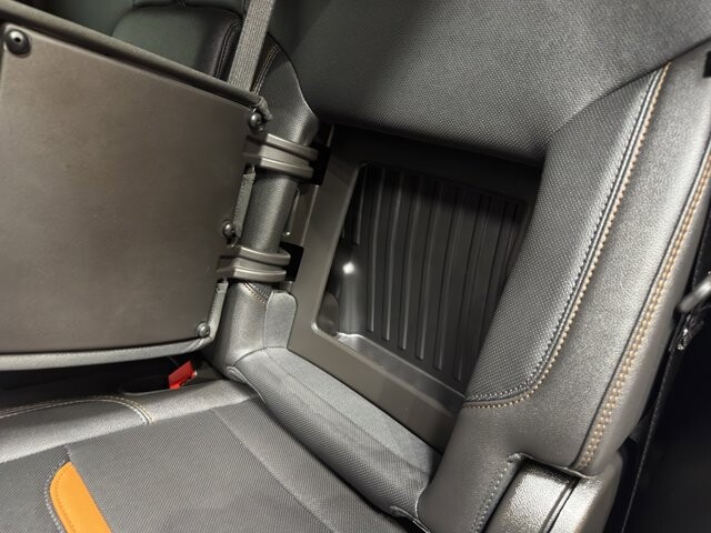 2025 GMC Sierra 1500 in Burlington, WI 53105 - 18107773 14