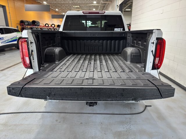 2025 GMC Sierra 1500 in Burlington, WI 53105 - 18107773 23