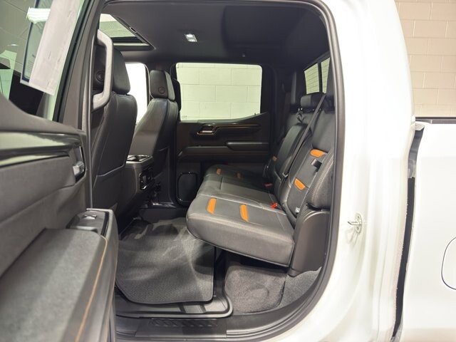 2025 GMC Sierra 1500 in Burlington, WI 53105 - 18107773 13