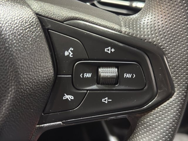 2024 Chevrolet Trax in Burlington, WI 53105 - 18107776 23