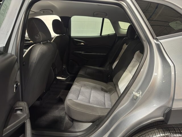 2024 Chevrolet Trax in Burlington, WI 53105 - 18107776 10