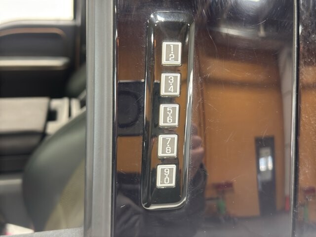 2023 Ford F150 in Burlington, WI 53105 - 18107778 12