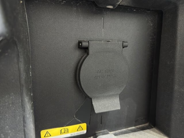 2023 Ford F150 in Burlington, WI 53105 - 18107779 23