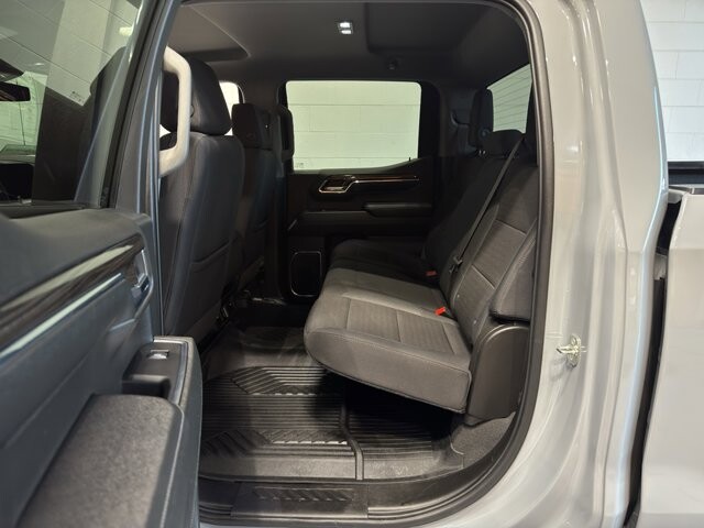 2024 Chevrolet Silverado 1500 in Burlington, WI 53105 - 18107780 12