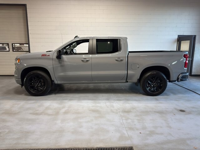 2024 Chevrolet Silverado 1500 in Burlington, WI 53105 - 18107780 2