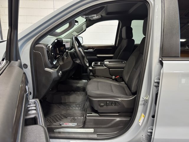 2024 Chevrolet Silverado 1500 in Burlington, WI 53105 - 18107780 15