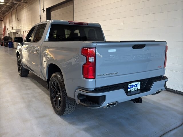 2024 Chevrolet Silverado 1500 in Burlington, WI 53105 - 18107780 3