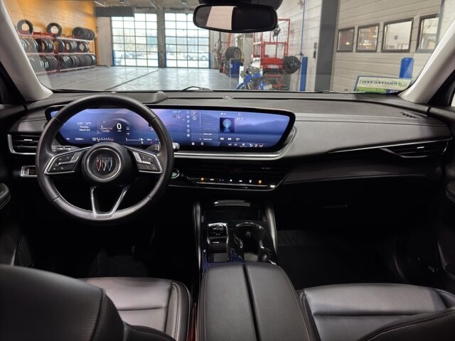 2025 Buick Envision in Burlington, WI 53105 - 18107782 13