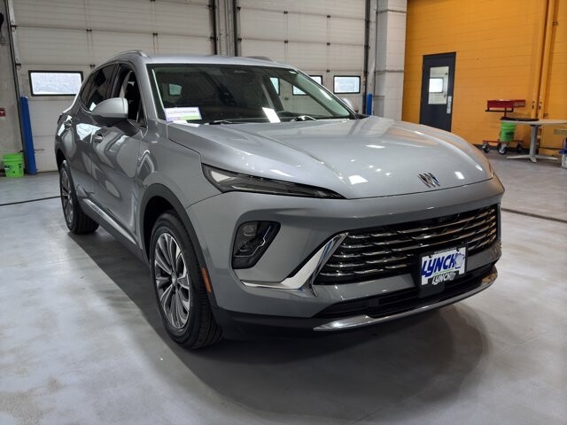 2025 Buick Envision in Burlington, WI 53105 - 18107782 7