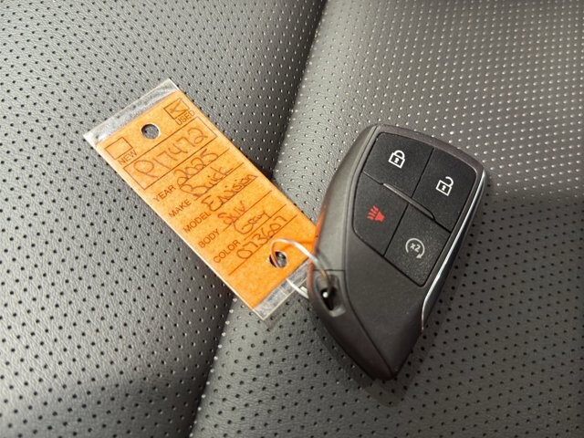 2025 Buick Envision in Burlington, WI 53105 - 18107782 38