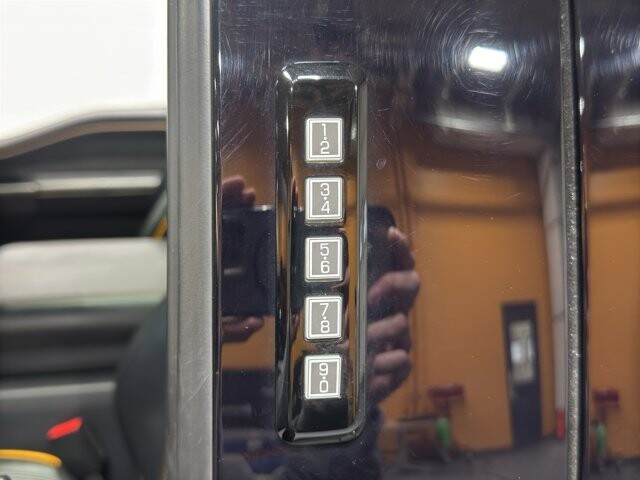 2022 Ford F150 in Burlington, WI 53105 - 18107787 12