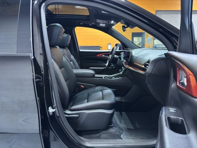 2024 Chevrolet Traverse in Burlington, WI 53105 - 18107790 21