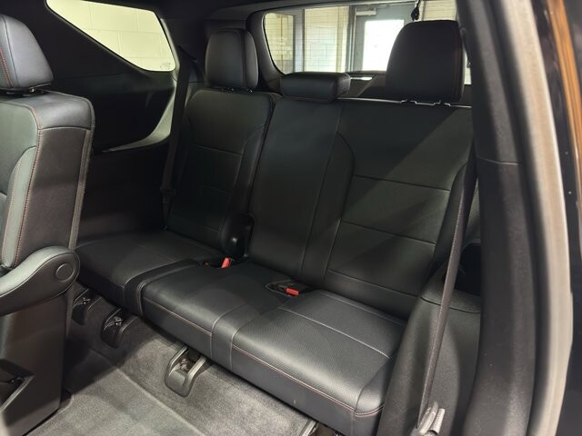 2024 Chevrolet Traverse in Burlington, WI 53105 - 18107790 14