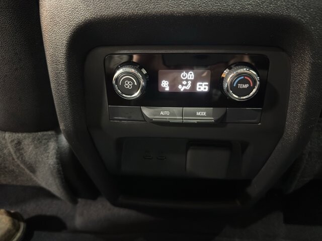 2024 Chevrolet Traverse in Burlington, WI 53105 - 18107790 15