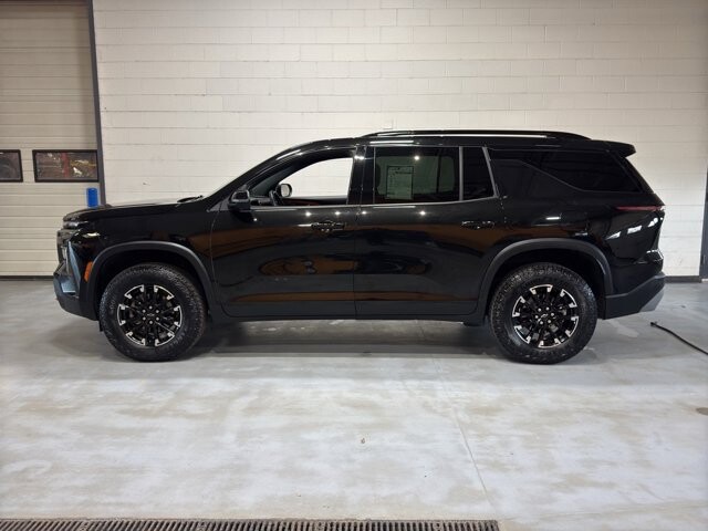 2024 Chevrolet Traverse in Burlington, WI 53105 - 18107790 2