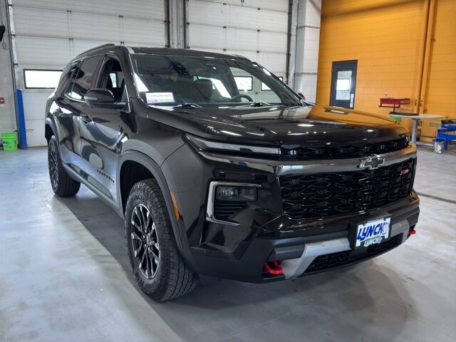 2024 Chevrolet Traverse in Burlington, WI 53105 - 18107790 7