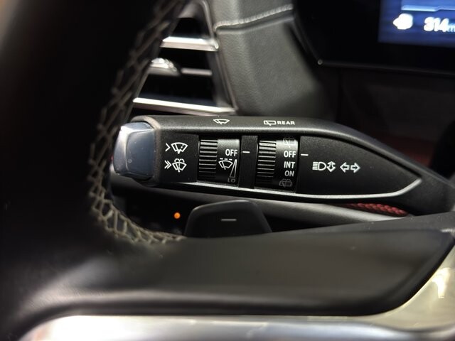 2024 Chevrolet Traverse in Burlington, WI 53105 - 18107790 27