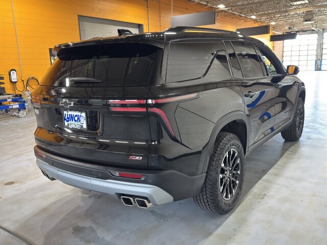 2024 Chevrolet Traverse in Burlington, WI 53105 - 18107790 5