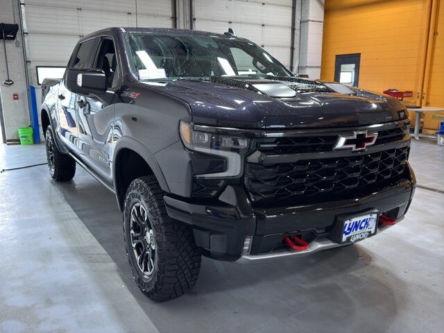 2023 Chevrolet Silverado 1500 in Burlington, WI 53105 - 18107795 7
