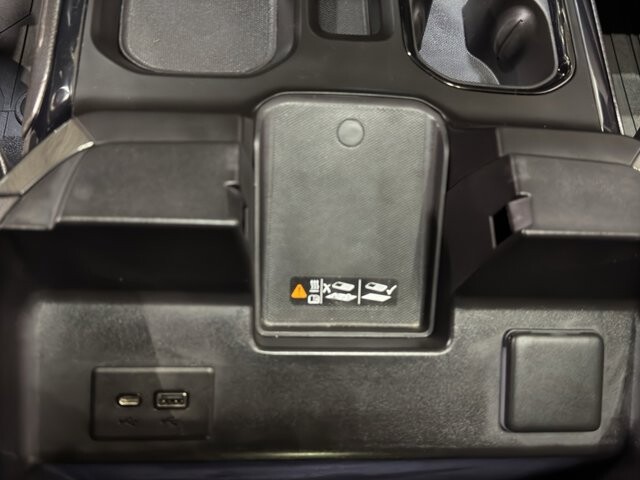 2023 Chevrolet Silverado 1500 in Burlington, WI 53105 - 18107795 36