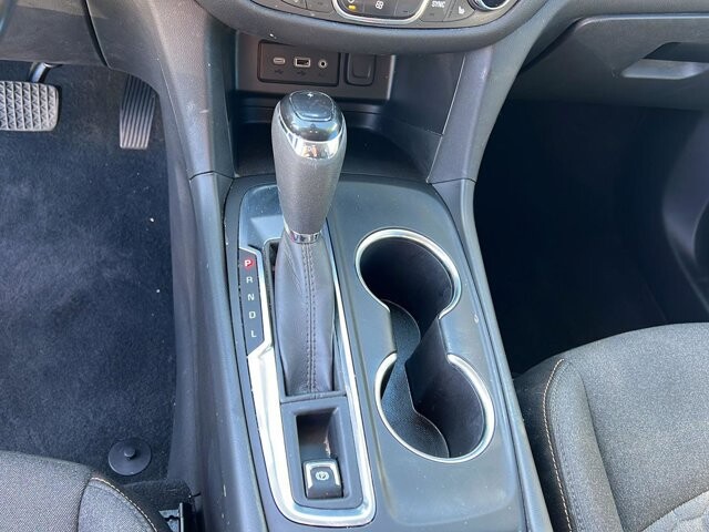 2021 Chevrolet Equinox in Mesa, AZ 85212 - 18107800 14