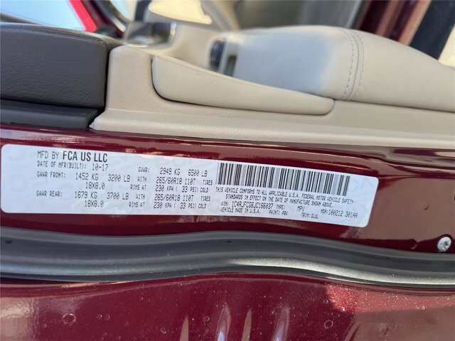 2018 Jeep Grand Cherokee in Mesa, AZ 85212 - 18107801 46