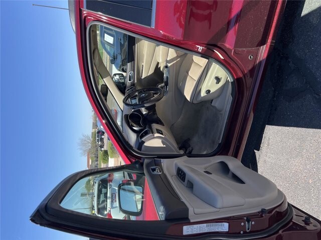 2018 Jeep Grand Cherokee in Mesa, AZ 85212 - 18107801 32