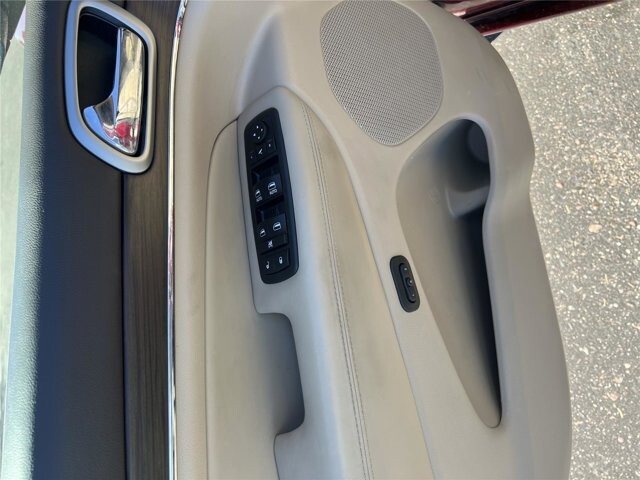 2018 Jeep Grand Cherokee in Mesa, AZ 85212 - 18107801 33