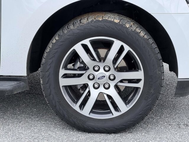 2024 Ford Expedition Max in Winchester, VA 22602 - 18107810 7