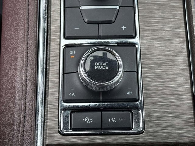 2024 Ford Expedition Max in Winchester, VA 22602 - 18107810 21